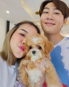 Chonlathorn Kongyingyong﻿ Instagram - Happy Birthday, let’s travel the world together 🌏❤️