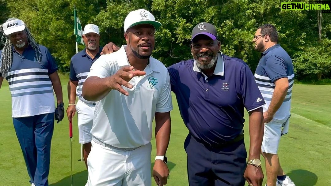 Chris Tucker Instagram – Me and DC Curry hanging out at my Foundation ...