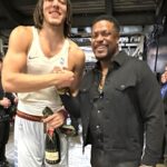 Chris Tucker Instagram - CONGRATULATIONS to the Denver Nuggets for winning the NBA Championship!!!. It’s was Great meeting Aaron Gordon, & Bruce Brown last night after the game!.!!!🏀🏀⛹🏼⛹🏽‍♂️