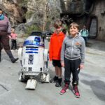 Christina Ricci Instagram - Spring break @disneyland ❤️❤️❤️❤️❤️🥳🥳🥳 @disneyparks @bluefamilylifestyle ♥️