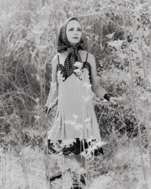 Christina Ricci Instagram - For Mastermind Magazine 🖤

@mastermind.magazine @marieameliesauve
@tessayano
@jasonrider
@markhamptonhair
@loftjet
@nailsbyemikudo
@artproduction.
@isabelslone
