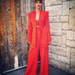 Christina Ricci Instagram - For @indiewire #considerthis FYC brunch 🐝🐝🐝 @dundasworld @neillane @highheelprncess @markhamptonhair @nikkideroest @nailsbyzola