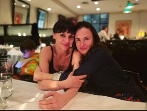 Christina Ricci Instagram - Happy Birthday @juliettelewis 🎂
You are so loved ❤️‍🔥❤️‍🔥❤️‍🔥❤️‍🔥