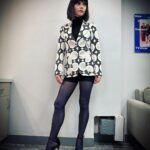 Christina Ricci Instagram - In @wolkmorais for @theviewabc 🐝🐝🐝 @francelledaly @markhamptonhair @cristinaehrlich @bridgetblacksten