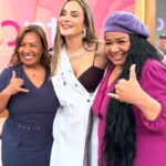Claudia Leitte Instagram - Deixei o hotel por volta de 7h da manhã, minha produtora disse: “faça uma pose pq a luz tá boa!” Ah! Pessoal, vamos combinar que PIOR QUE MÁ VONTADE, É VONTADE NENHUMA! 🤣 Mas, quando cheguei no pgm, o jogo virou! “A vida é a arte do encontro…”, né? É tudo sobre GENTE! Sobre ser gente e ter gente! Valeu, Paty e time ENCONTRO!