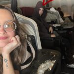 Claudia Leitte Instagram - Quando você é mãe, quer registrar tudo com eles, pq o tempo tá passando rápido demais, porém, eles já não estão nem aí pra isso, você faz uma selfie e tenta parecer cult pra engajar! 😌 😏 😘