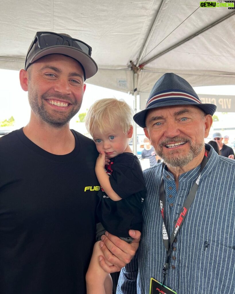 Cody Walker Instagram - Happy Father’s Day to you, dad and to all the dads out there! #happyfathersday