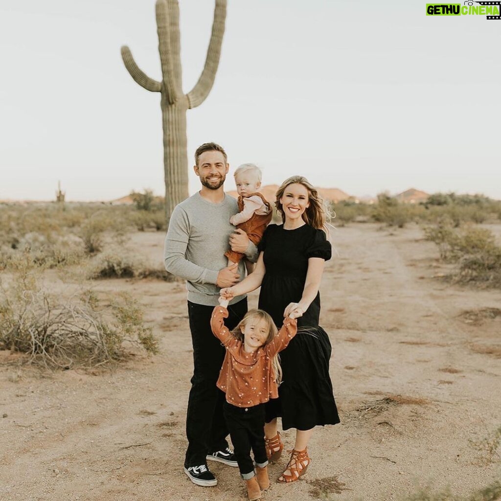 Cody Walker Instagram - Always grateful ❤ Happy Thanksgiving! 🦃🍁 #turkeyday