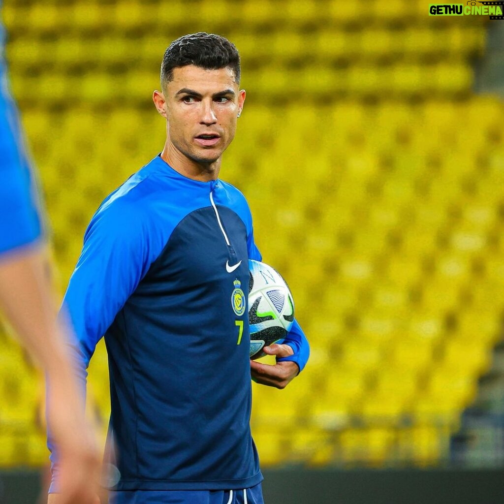 Cristiano Ronaldo Instagram - Focused and ready