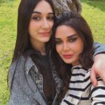 Cyrine Abdel Nour Instagram – أحد “الشعانين” هو يوم ذكرى دخول سيدنا يسوع المسيح الى أورشليم القدس واستقبله الشعب فارشًـا ثيابه وأغصان الاشجار أحسن إستقبال.
وهو اليوم الأول في أسبوع الآلام الذي يسبق عيد الفصح، حيث تقام الاحتفالات الدينية الطقسية 
شعنينة مباركة 🕊️
#احد_الشعانين 
#سيرين_عبدالنور 
#سيرين_عبد_النور 
#cyrineabdelnour #happysunday #happypalmsunday #family #love Lebanon