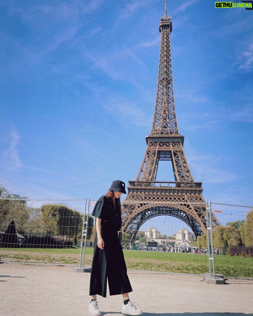 Damlasu İkizoğlu Instagram - Paris 🤍
