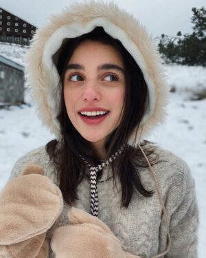 Damlasu İkizoğlu Instagram - ❄️

@eleledergisi #elelesnowyoga 🫶🏻