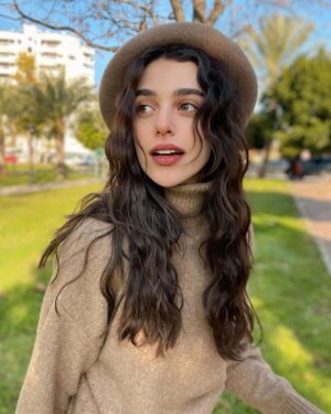 Damlasu İkizoğlu Instagram - 🌻