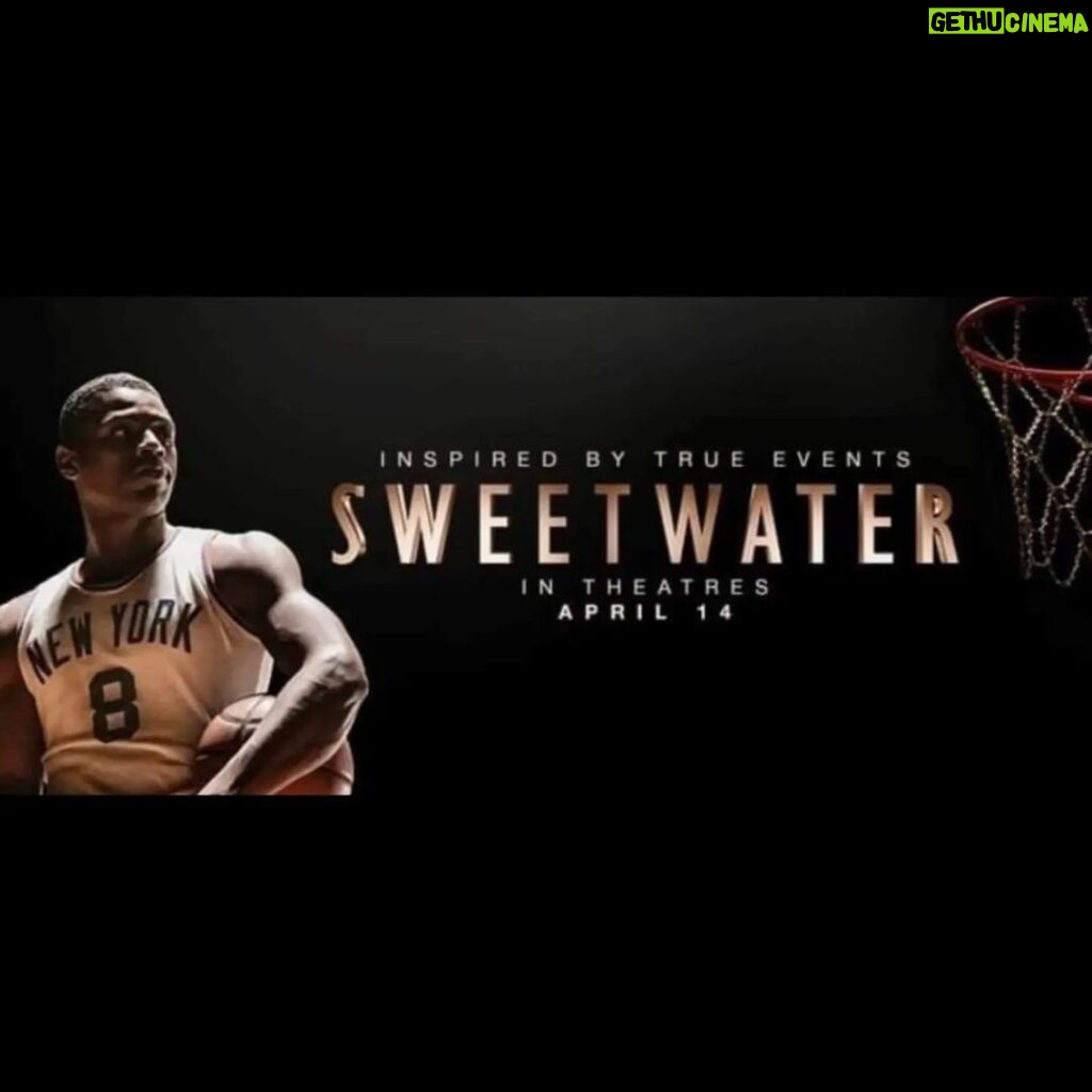 Darcy Donavan Instagram - I had such an amazing time yesterday the Warner Brothers Studio for the movie premiere of, "Sweetwater," opening in movie theaters this weekend!🎬 My wonderful friend who is the Writer-Director, Martin Guigui, never gave up on telling this story of the first African American, Nat Sweetwater Clifton, to get a contract to play in the NBA.🏀♥️ Such a heartwarming true story and such terrific Celebrity Talent, Everett Osborne, Cary Elwes, and Richard Dreyfuss and many more!💯💝❤️ Martin you did an incredible job! Congratulations on this amazing film, l'm so proud of you and the family!  Wishing everyone a fantastic day and let me know what you think of this incredible film!😊❤️ #WarnerBrothers #redcarpet #writer #director #moviepremiere #actor #recordingartist  #sweetwater #martinguigui #harlemglobetrotters Hollywood, California