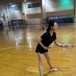Dee Hsu Instagram - 羽球真的很好玩，尤其是贏教練的那一刻馬上說：ok吃飯囉！很爽🤣🤣🤣