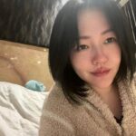 Dee Hsu Instagram - 明明每次收工都覺得自己很漂亮，可是一在攝影棚就有嚴重的容貌焦慮，覺得自己怎麼看都不對勁，可是你們自己看，我收工是不是很漂亮？