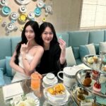 Dee Hsu Instagram - 跟女兒一起在Tiffany新開的咖啡廳Blue Box Cafe Taipei喝下午茶，真的是又幸福又時尚❤ #blueboxcafetaipei #TiffanyLock @tiffanyandco @blueboxcafetaipei