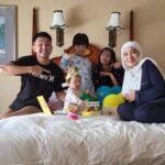 Dian Ayu Instagram - 10 juli 2023 🤍 Ulang tahun adek Bulan yang pertama.. Yang gak sengaja dirayain di Hong Kong pas lagi liburan.. masyaallaahh cepet banget adekkkk udah setahun ajaa umurnya.. Bismillaahhh sehat dan bahagia selalu yaa solehahh 🤍