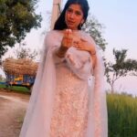 Divya Sharma Instagram - 𝐓𝐮 𝐩𝐲𝐚𝐚𝐫𝐚 𝐦𝐞𝐫𝐚𝐚𝐚𝐚 ❤️🥹🪬 #divyaofficial09 #diamondsofdivya . . #reelitfeelit #reelkrofeelkro #explore #saiji #reelsinstagram #reelsvideo #reelsindia #reelsviral #reelsinsta #reelslovers #trendingreels #viralreels #fyp