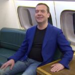 Dmitry Medvedev Instagram - Дорогие женщины, с весенним праздником 8 Марта! Пусть вас всегда окружают любовь и забота близких! Поздравление записано на пути из рабочей поездки домой, на борту самолета председателя правительства РФ Ил-96.