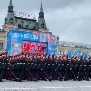 Dmitry Medvedev Instagram - С праздником! С Днём Великой Победы!