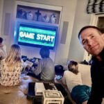 Drew Brees Instagram - Family bonding while watching My Dad the Bounty Hunter with my little sidekicks! Don't miss out on this action-packed animated series that's perfect for the whole family, now only on @Netflix! Spread the love by sharing why your dad is your hero below in comments. @netflixfamily @strongblacklead #Netflix #MyDadNetflix #Ad