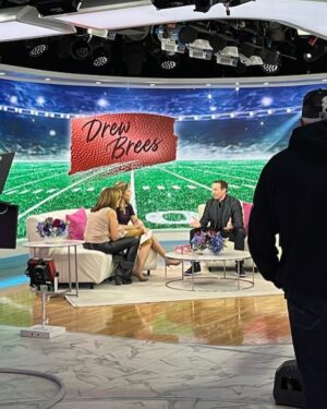 Drew Brees Instagram - Great being with @hodakotb and @jennabhager on @todayshow this morning talking family, Washington Mardi Gras, and the hottest franchise in the country right now @smalls_sliders ! Headed to New Orleans right now for our grand opening of Smalls Sliders in Metairie! See u there!