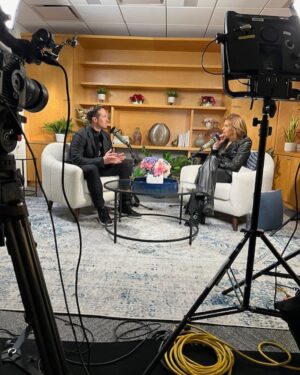 Drew Brees Instagram - Great being with @hodakotb and @jennabhager on @todayshow this morning talking family, Washington Mardi Gras, and the hottest franchise in the country right now @smalls_sliders ! Headed to New Orleans right now for our grand opening of Smalls Sliders in Metairie! See u there!