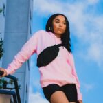 Duda Pimenta Instagram - Quer arrasar na moda Comfy com as melhores marcas e os melhores looks sem abrir mão do conforto? Então corre já pro @mercadolivremoda meu amô ✨ Só lá você encontra tudo que precisa para montar os looks mais estilosos, confortáveis e arrasar nessa tendência que chegou pra ficar. Se liga só nessas combinações que eu fiz, tudo né? Já comenta qual você curtiu mais e todos eles vc encontra no Mercado Livre 💛 #ChegouChegando #ModaNoBBB #publicidade