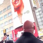 Dwayne Johnson Instagram – A TIMES SQUARE SURPRISE celebrating @PAPATUI_ being AVAILABLE NOW in ALL @TARGET STORES NATIONWIDE 🇺🇸 🧼🧴🚿👊🏾

This huge ass PAPA billboard, the electric crowd, their amazing energy — and the MANA surrounding us. 

this kinda stuff always feels SURREAL to me in these intense and awesome moments. 

THANK YOU NYC! 

Enjoy your PAPA! 

✅ PAPATUI.com 
✅ Target.com/PAPATUI 
📍 ALL Target stores NATIONWIDE 📍