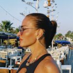 Ebru Akel Instagram - Günbatimi 🧡 Gündogumu olayim ☀️😎