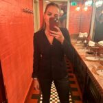 Ebru Akel Instagram - Perde arkası 🤗 Chiltern Firehouse