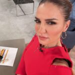 Ebru Akel Instagram - Haftanin panaromasi ♥️🎈 Ve bugün Cuma 💃🏻