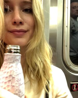 Elizabeth Lail Instagram - I took these awkward subway selfies today to remind you all to grab your reusable water bottles as you walk out the door. Not only will your body thank you, but so will our Earth.

91% of plastic isn’t recycled. By 2050 the ocean is expected to contain more plastic than fish (by weight)

@lonelywhale has inspired me to #hydratelike I care about the future of our 🌎 . I want to continue to honor it by making an intentional effort to say no to single use plastic. 
Who’s with me?