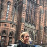 Elizabeth Lail Instagram - Glasgow, Scotland 📷: @julianne_lawson