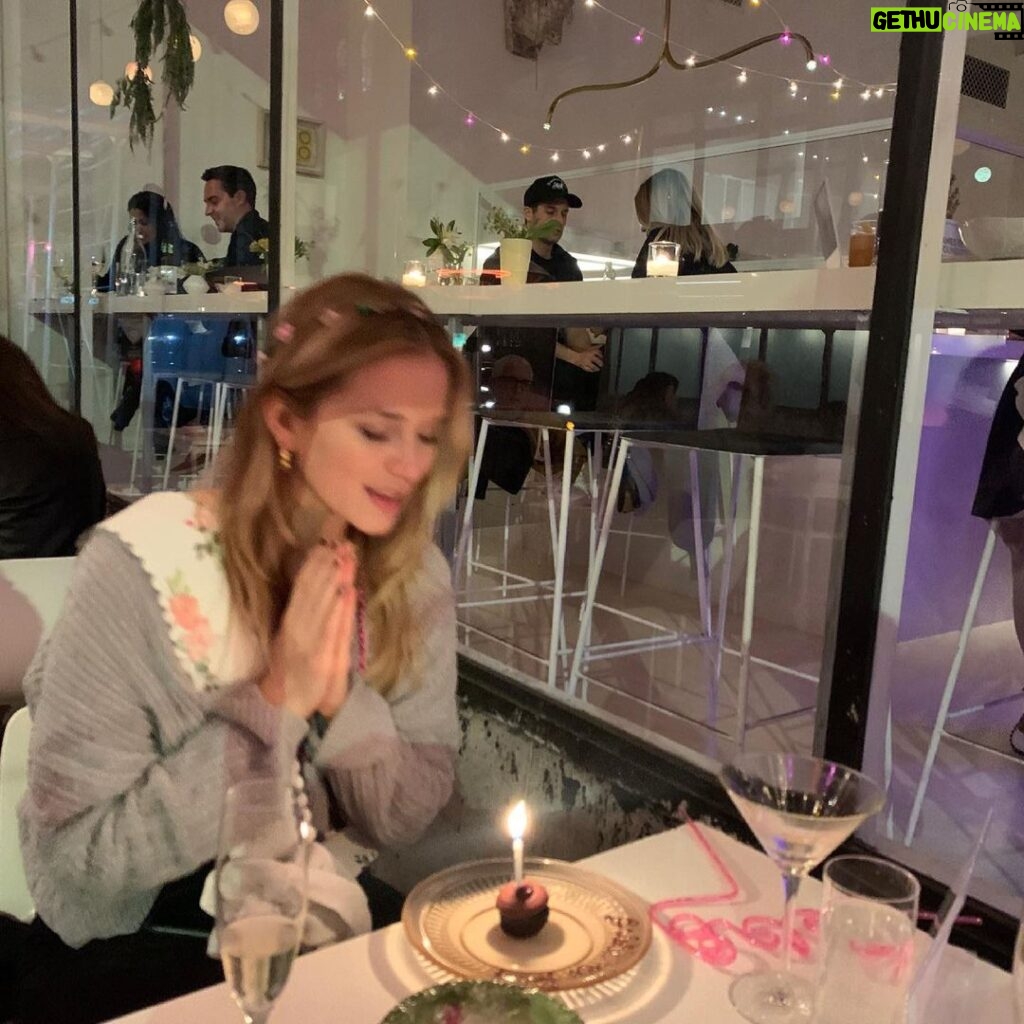 Elizabeth Lail Instagram - Blurry and happy. Thanks for all the birthday wishes 🎂