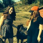 Elizabeth Lail Instagram - Alcapony with @noelcarissa