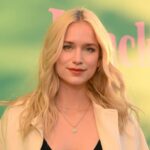 Elizabeth Lail Instagram - What a night celebrating the premiere of Mack and Rita 🌸 so grateful for everyone involved in this film. In theaters this weekend!