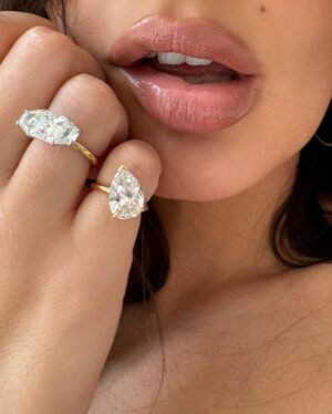 Emily Ratajkowski Instagram - divorce rings ©️ @alisonlou