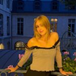 Emily Skinner Instagram - I WILL stay here forever 💐💐💐 Paris, France