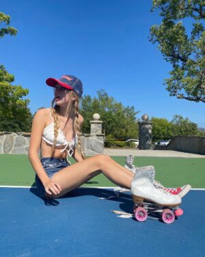 Emily Skinner Instagram - How sweet