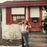 Emily Skinner Instagram - Topanga’s hot tonight
