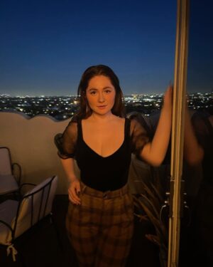 Emma Kenney Thumbnail - 250.3K Likes - Top Liked Instagram Posts and Photos