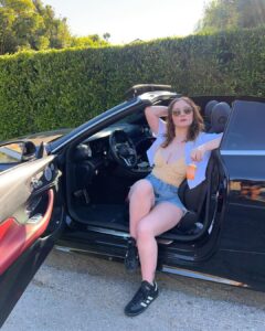 Emma Kenney Instagram - Haven’t seen the sun in a while