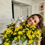 Esther Marcos Instagram - para florir o seu começo de semana hihi 🌼