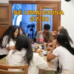 Esther Marcos Instagram - Quem aí também não para de cantarolar esse refrão?? 🙋🏻‍♀️ Por aqui o coração já não aguenta mais esperar! NESSA SEXTA (27/10) “SE UMA COISA” estará disponível em todas as plataformas musicais e no YouTube! Preparados? 👀❤️‍🔥 “SE UMA COISA” - 27/10