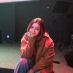 Esther Marcos Instagram - dia 27/10 temos o lançamento de…..(responda nos comentários) 👇🏻👇🏻