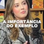 Esther Marcos Instagram - @esthermarcos esteve no @espiritualmentepodcast compartilhando seu testemunho de fé e, falou sobre o reconhecimento e a importância do exemplo de pais sobre a sua vida. Confira! 📌 Clique no no link da bio e faça parte da Comunidade Espiritualmente. Ep. 33: Testemunho de Fé. . . . . #esthermarcos #testemunhodefe #pais #influencia #ministerio #proposito #propositodevida #cristao #musica #evangelhododia #evangelho #palavradedeus #deusebom #deusedeus #deusefiel #podcast #espiritualmentepodcast #podcastbrasil #podcastcristão