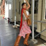 Eva Marisol Gutowski Instagram - A chic older woman wearing a vintage pucci coat complimented my outfit yesterday, so safe to say I’m on the right track 🌸🧣👢 SoHo Manhattan
