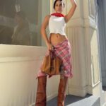 Eva Marisol Gutowski Instagram - A chic older woman wearing a vintage pucci coat complimented my outfit yesterday, so safe to say I’m on the right track 🌸🧣👢 SoHo Manhattan